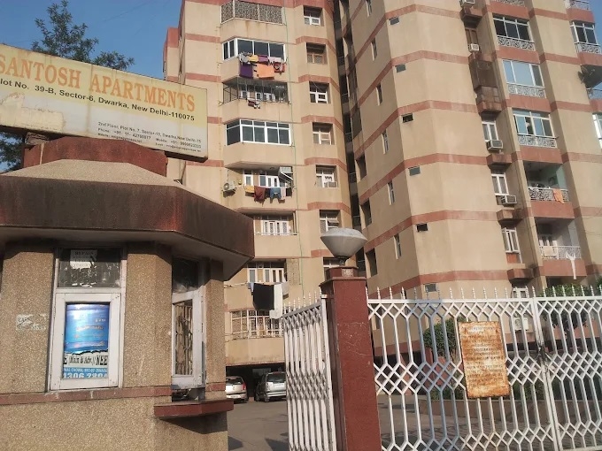 3 bhk flat for sale in Santosh Apartment sector 6 Dwarka Delhi