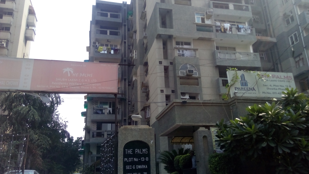 4 Bhk Big flat for sale in Shubh Laxmi Apartment 