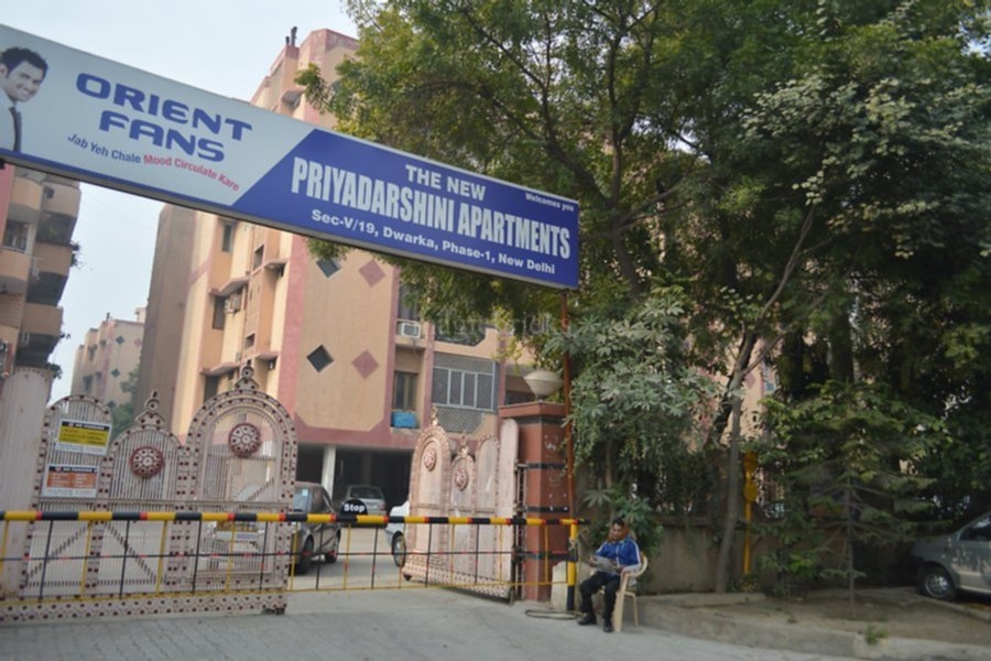 4 bhk flat for sale in New Priyadarshini Apartment Sector 5 Dwarka, Delhi